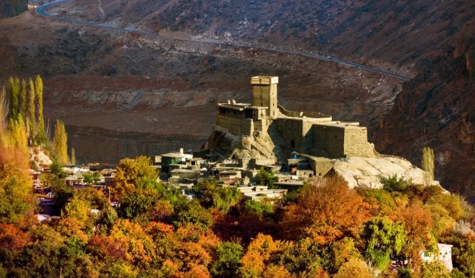 altit fort hunza