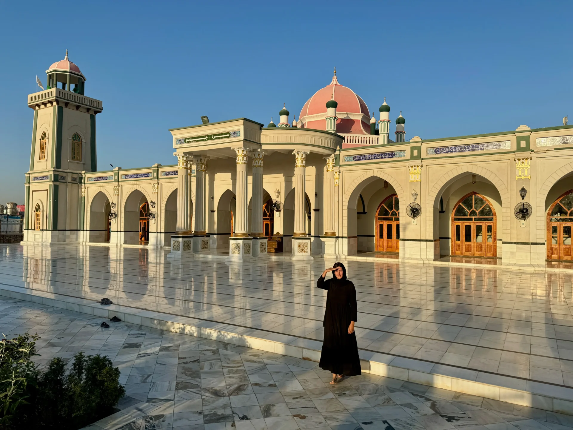 female traveler to afghanistan culture tour female traveler to afghanistan culture tour